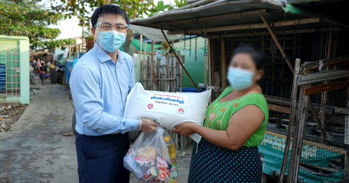 Huawei Myanmar donates 75 lakh kyats worth of food items for 500 households