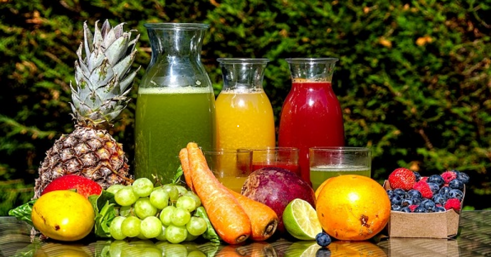 10 Healthiest Types Of Fresh Fruit Juice 