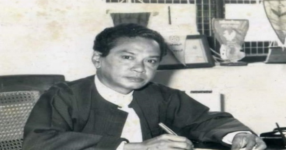 Tekkatho Phone Naing Books Collection