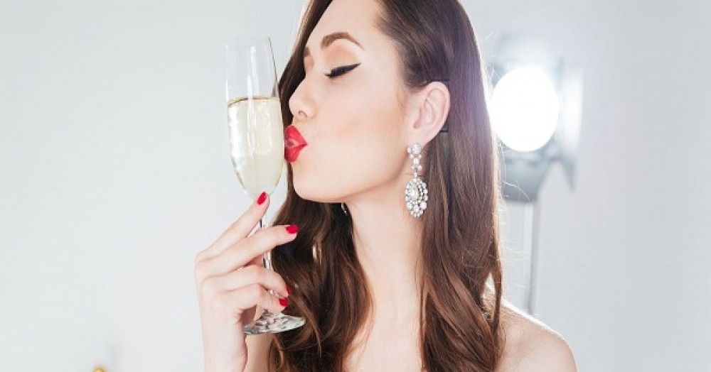 5 Alcohol Drinks That Are Good For Skin