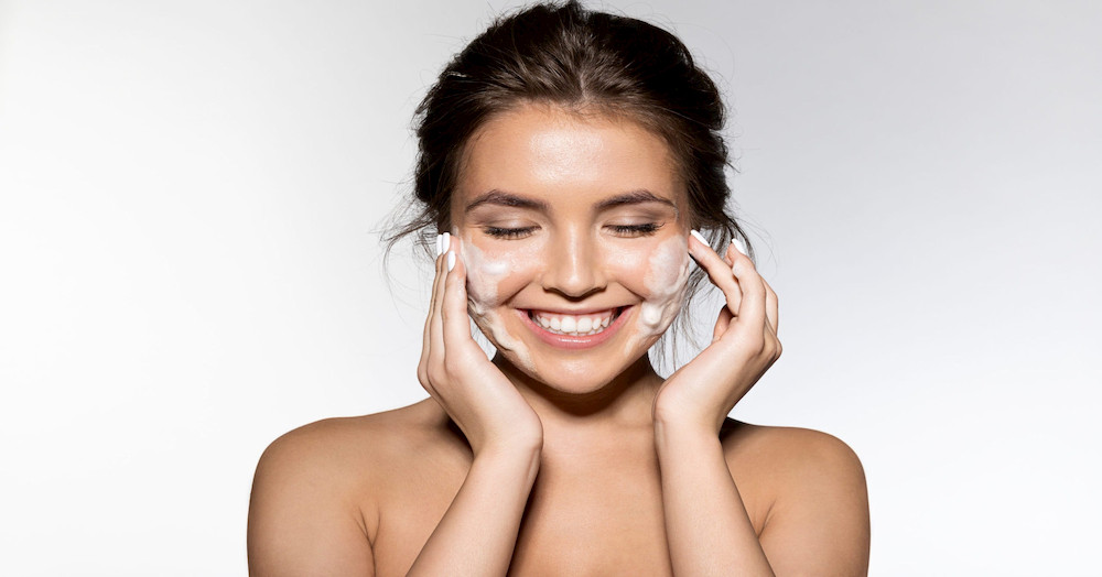 4 Cleansers to Choose for Sensitive Skin
